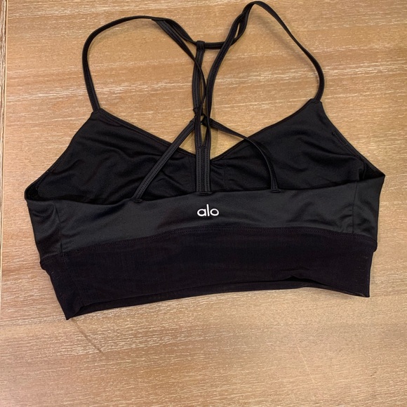 ALO Yoga Other - ALO Yoga Black Cross-Back Sports Bra